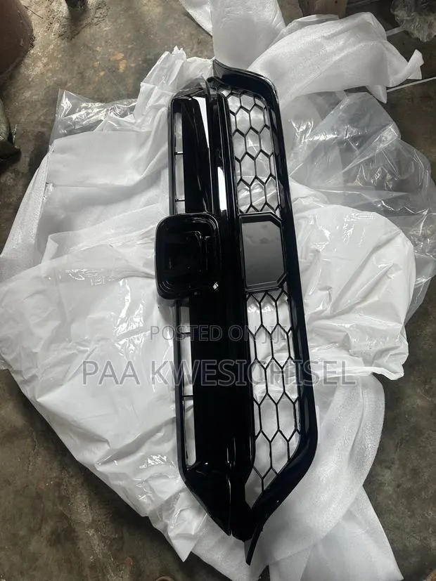 Honda CRV 2019 2020 2022 Front Bumper Grill · Photo 1