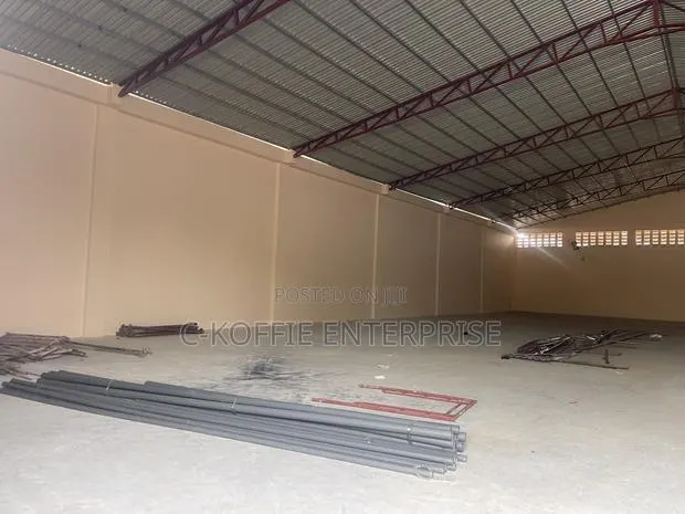 1000 SQM Warehouse at Spintex for Rent · Photo 1