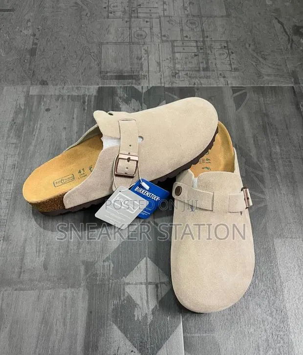 Birkenstock Boston Taupe Suede · Photo 1