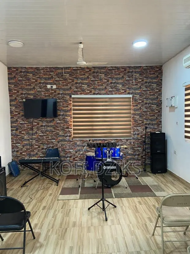 Auditorium/Conference Room for Rent · Photo 6