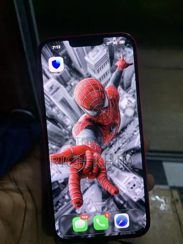 Apple iPhone 14 Plus 128 GB Red · Photo 1