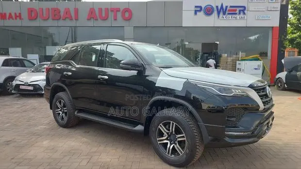 New Toyota Fortuner 2025 Black