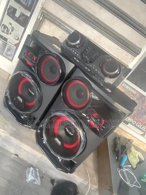 Vibrant Party Lighting Lg Speaker · Photo 1