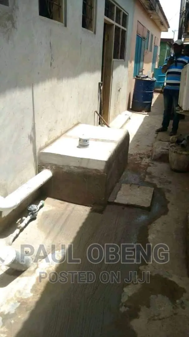 Biodigester, Manhole, Borehole, Biogas · Photo 1