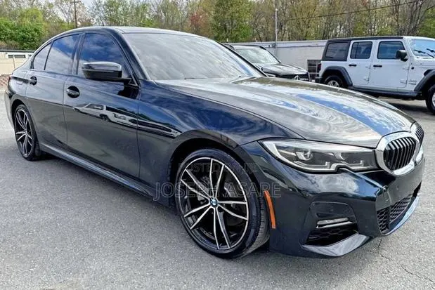 BMW 330i 2020 Black · Photo 1