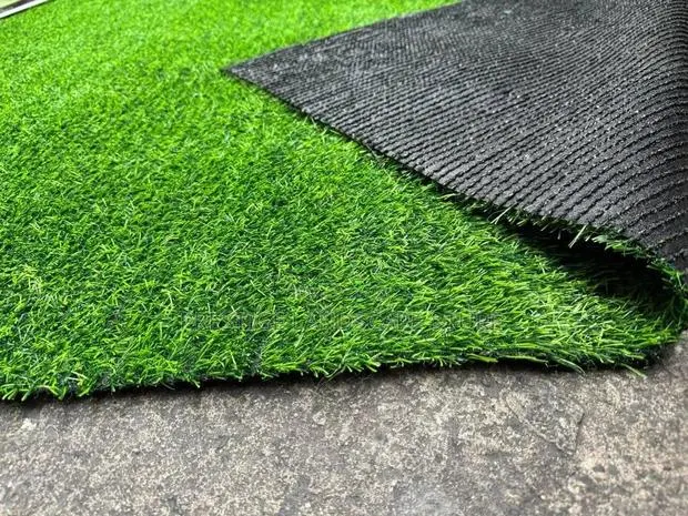 Artificial Green Grass Carpet · Photo 1