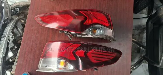 Hyundai Sonata 2018 Tail Lights · Photo 1