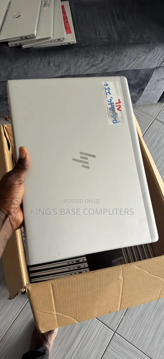 Laptop HP EliteBook 745 G6 16GB AMD Ryzen 5 SSD 256GB · Photo 1