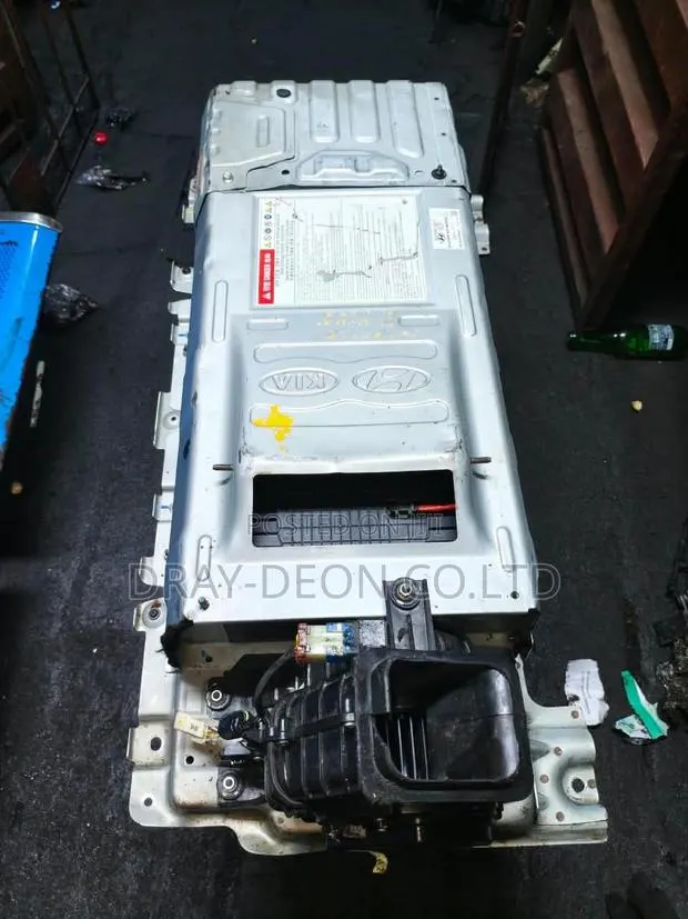 Hyundai Sonata and Kia Optima Hybrid Batteries · Photo 1