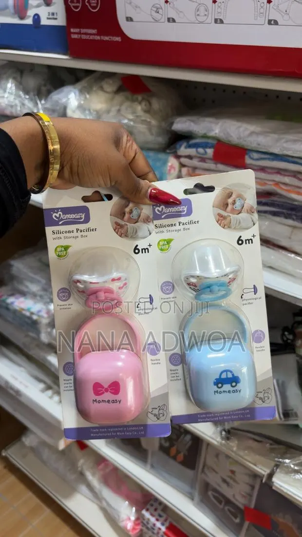 Momeasy Silicone Pacifier · Photo 1