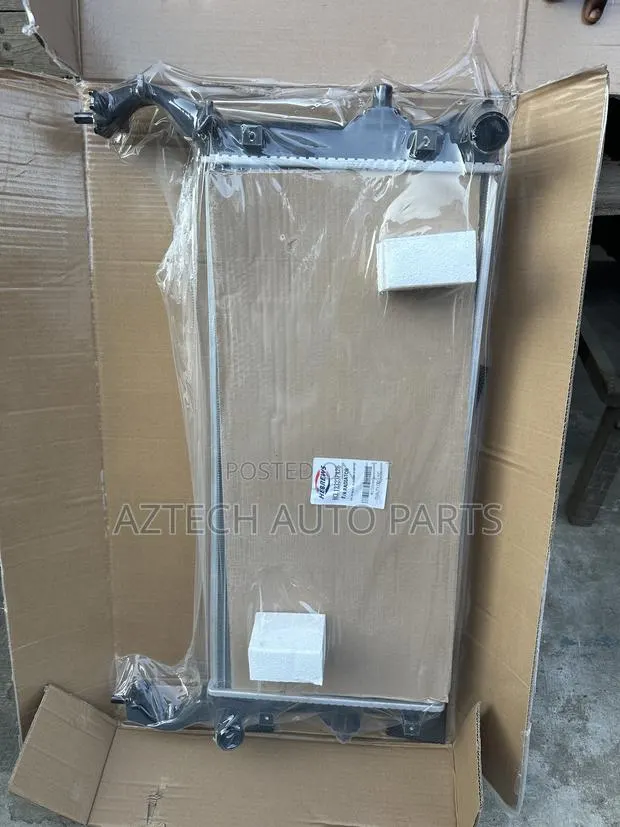 Hyundai Elantra 2017 2018 Radiator Tank (Turbo) · Photo 1
