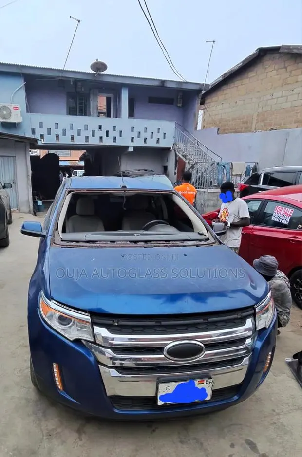 2007-2014 Ford Edge Windscreen Available · Photo 1