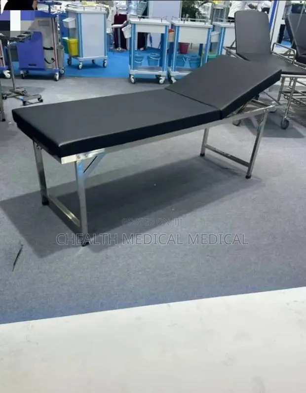Examination Bed · Photo 1