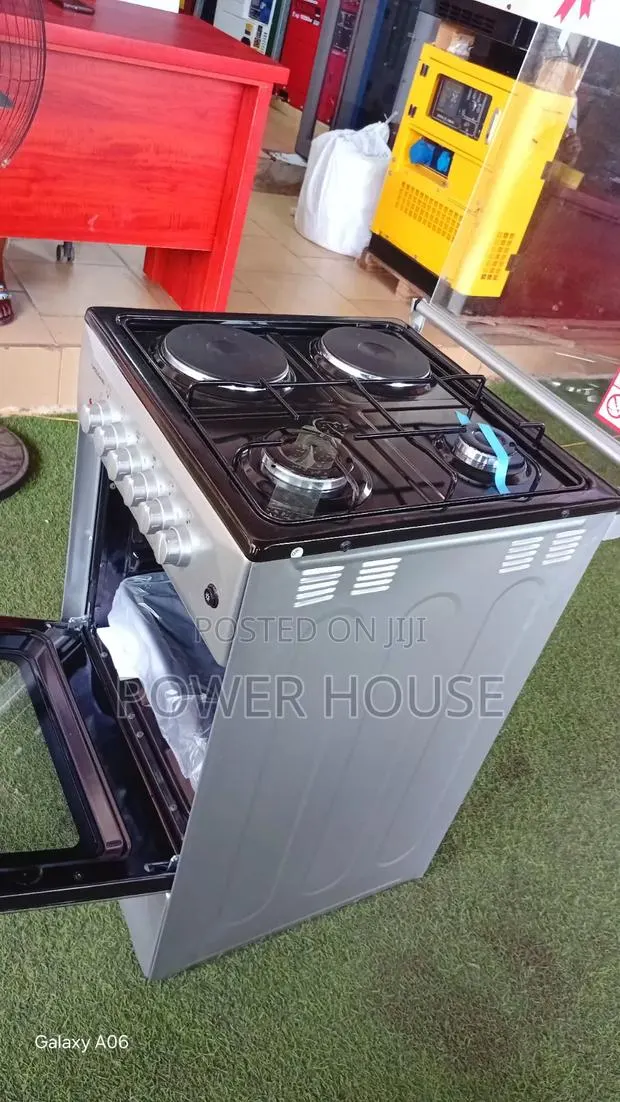 Upgrade Your Kitchen With This Premium 4 Burner Gas Cooker Today · Photo 1