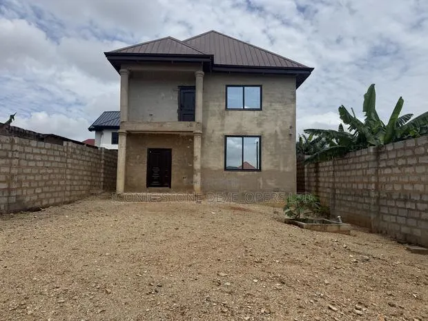 4bdrm House in Abokobi for sale · Photo 1
