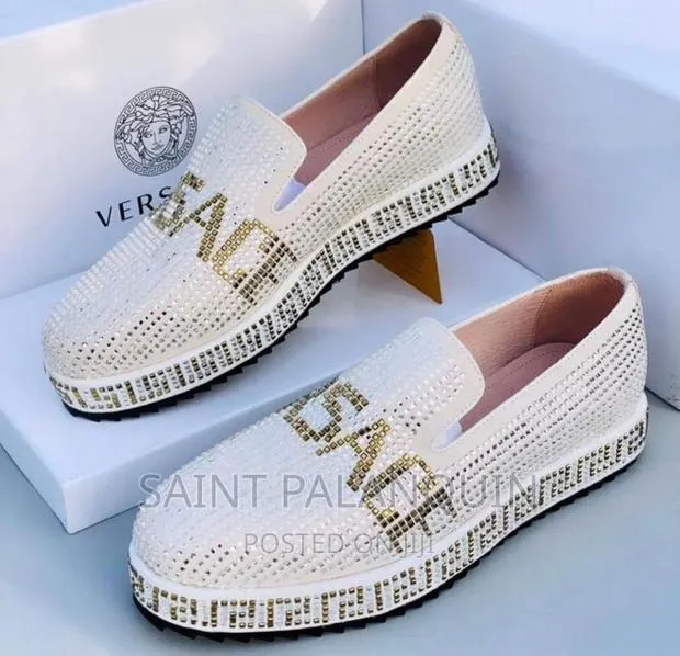Versace Easy Wear · Photo 1