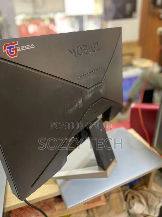 Benq Mobiuz Ex240n 24" FHD 1080p Gaming Monitor, 165hz, 1ms Mprt. · Photo 1