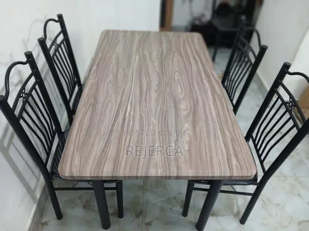 Wooden Dinning Set · Photo 1