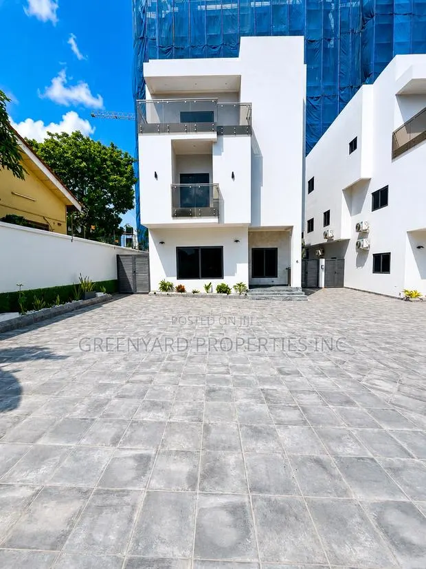 5bdrm Townhouse / Terrace in Lagos Ave, East Legon for rent · Photo 1