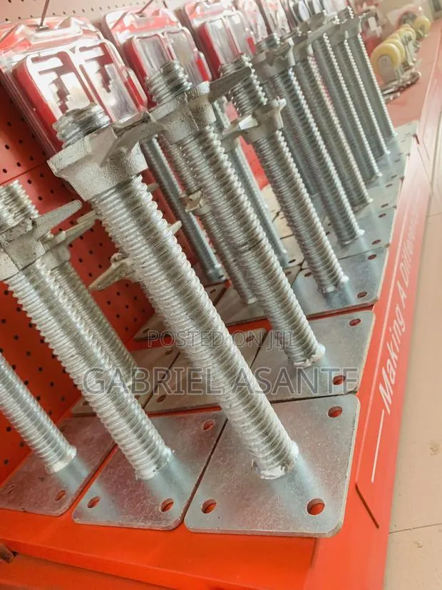 Base Jack for Scaffold · Photo 1