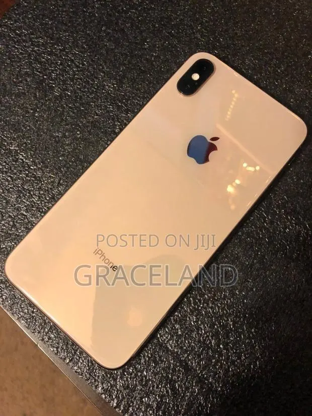 Apple iPhone XS Max 256 GB Gold · Photo 1