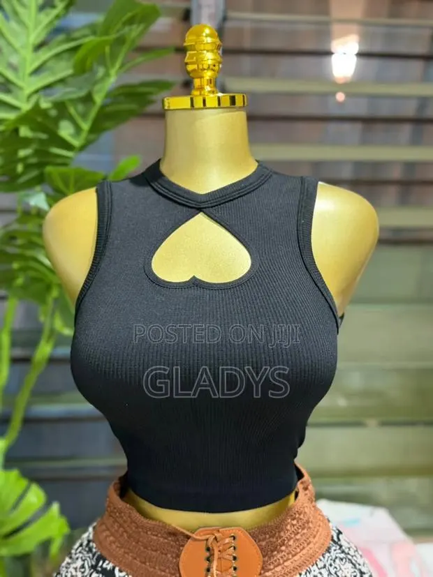 Basic Tops · Photo 1