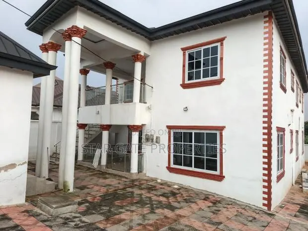 4bdrm Apartment in Kenyasi Truba., Kumasi Metropolitan for rent · Photo 1