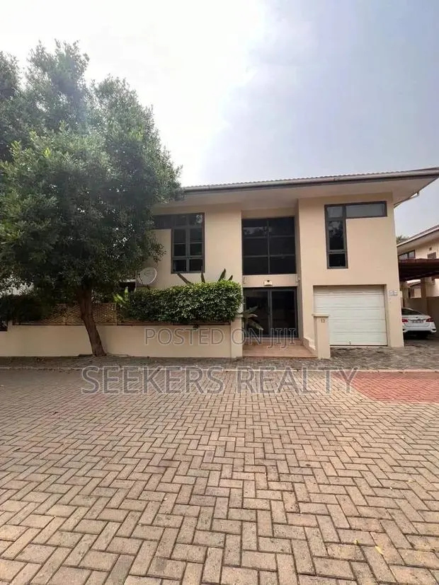 3bdrm Townhouse / Terrace in Seekers Realty, Cantonments for rent · Photo 1