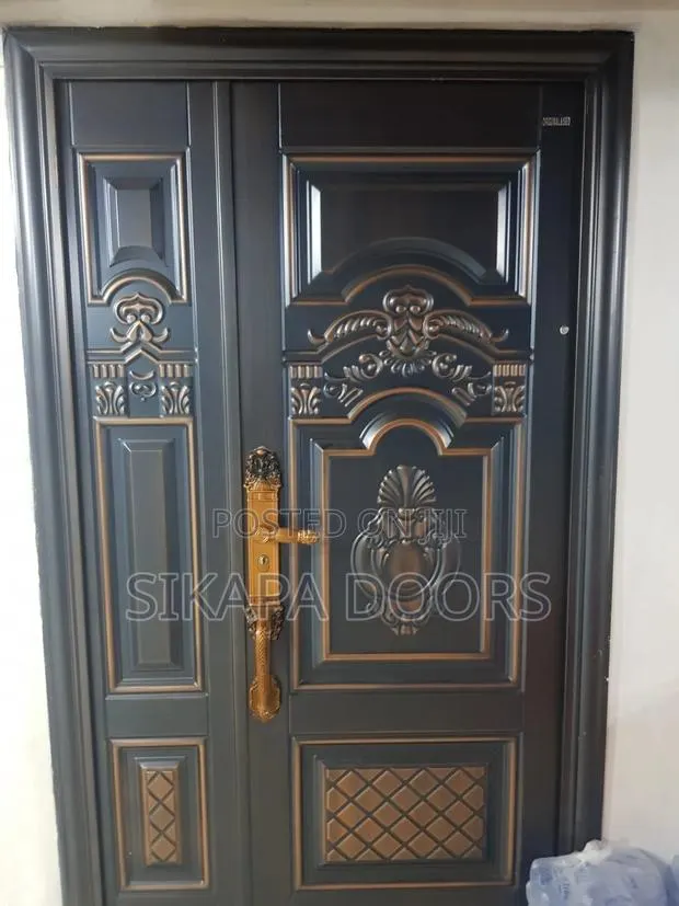 Standard German Design Door · Photo 1