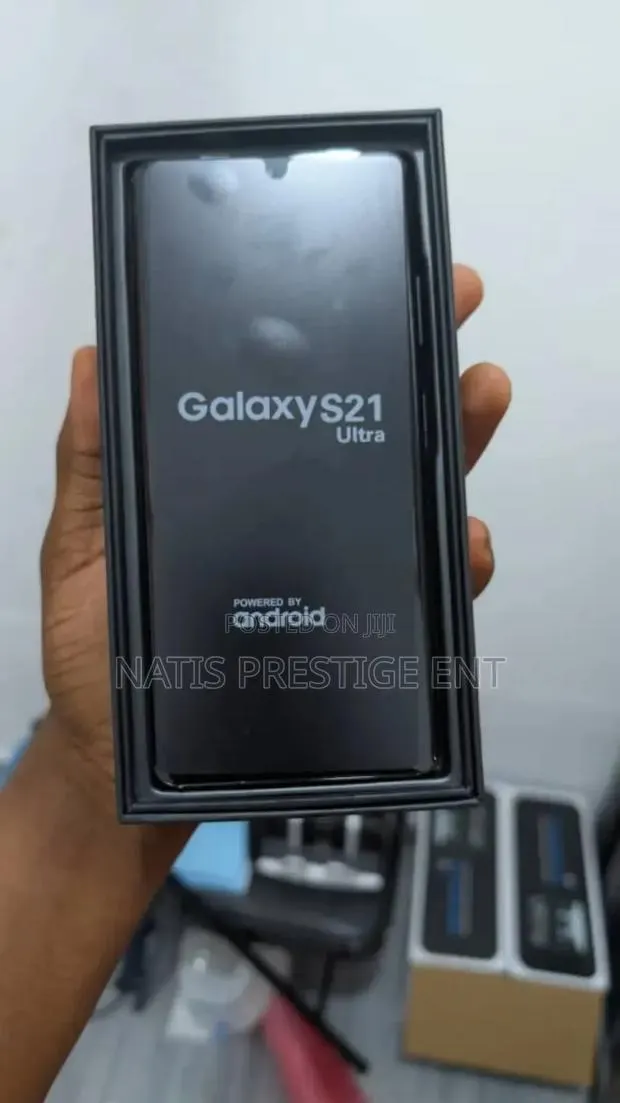 New Samsung Galaxy S21 Ultra 5G 512 GB Silver · Photo 1