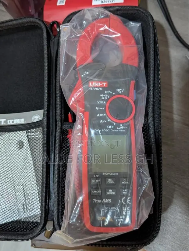 UNI-T Clamp Meter UT207B