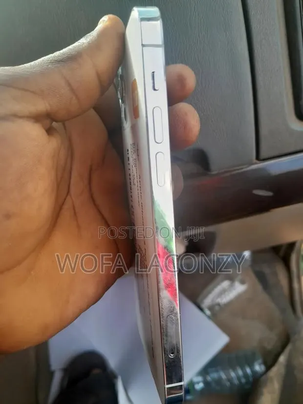 New Apple iPhone 12 Pro 128 GB White · Photo 1
