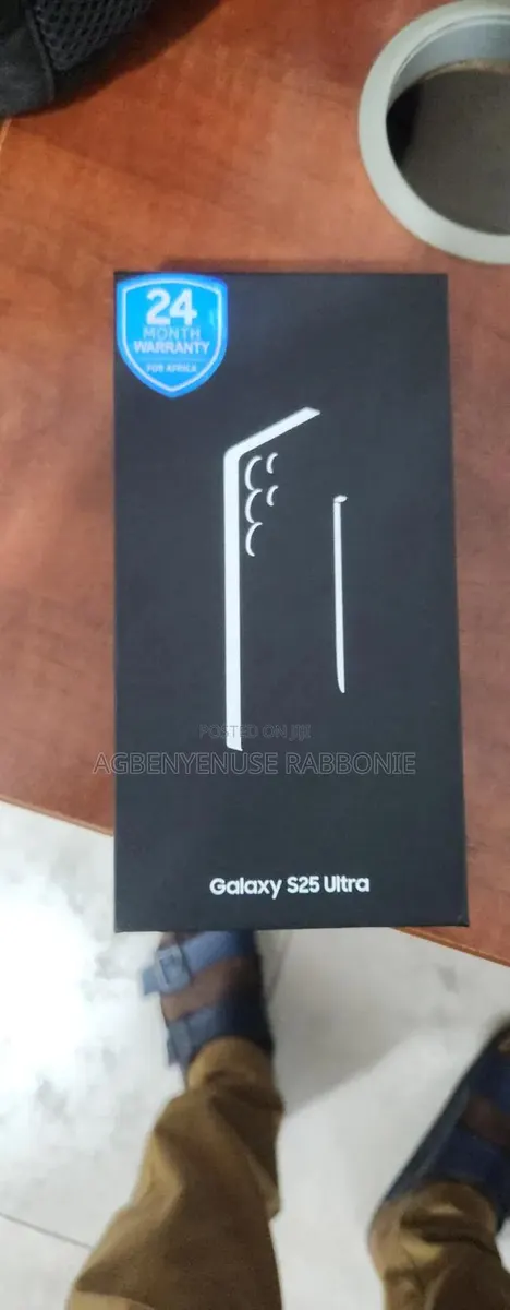 Samsung Galaxy S25 Ultra 512 GB Gold · Photo 1