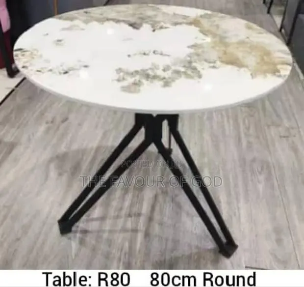 Nice Looking 80cm Dinning Table · Photo 1