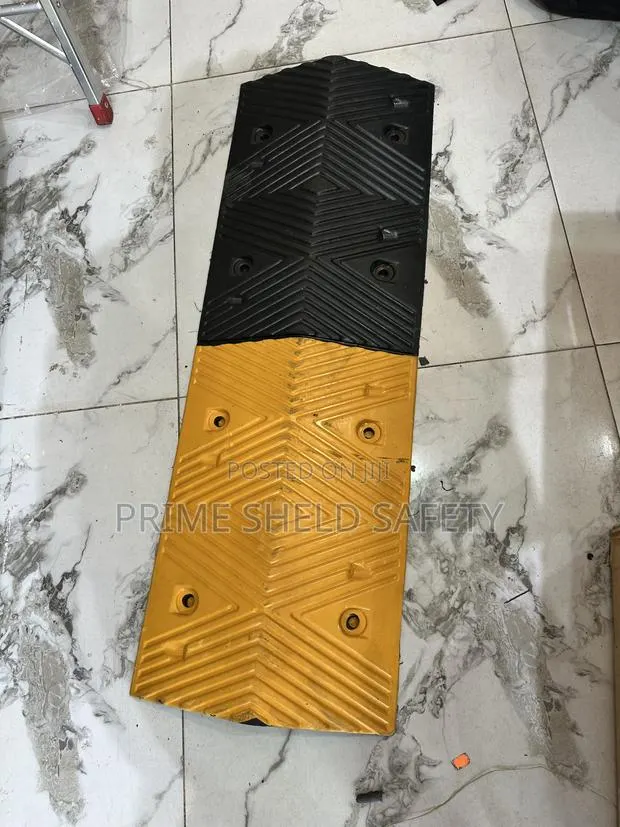 Industrial Anti-Slip Rubber Floor Mat · Photo 1