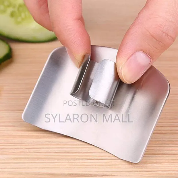 Stainless Steel Finger Guard – Safe Cutting Protection · Photo 1