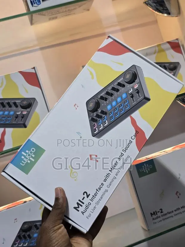 Podcast and Live Streaming Audio Interface With Mixer and Soundcard · Photo 1