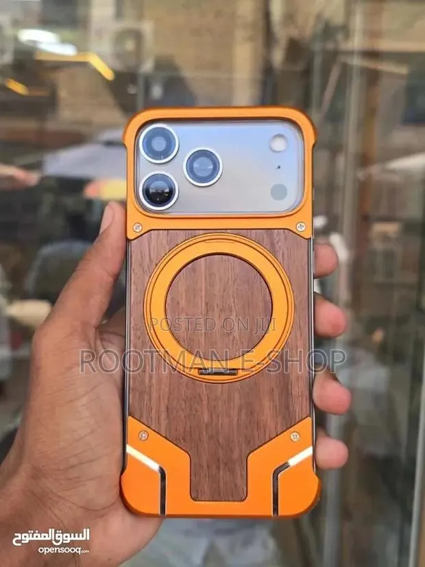 Metal and Wood Pattern Case for iPhone 17 Pro Max With Kickstand · Photo 1