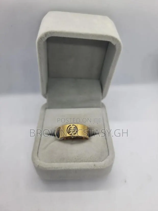 Gye Nyame Ring · Photo 1