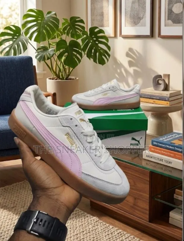 Puma Pink and White Color for Ladies · Photo 1