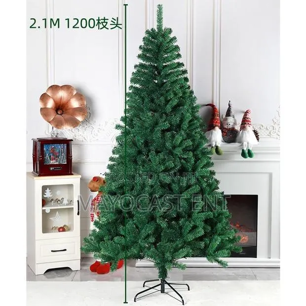 Christmas Tree 210cm (2.1) · Photo 1