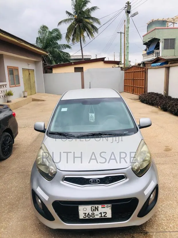 Kia Picanto 1.1 2012 Silver · Photo 1