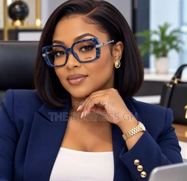 Durable Optical Frames for Ladies · Photo 3