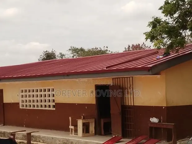 Modern Self Locking Roofing Ongoing at Akatamanso School · Photo 1