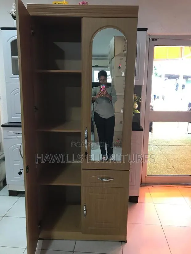 2in1 Wardrobe · Photo 1