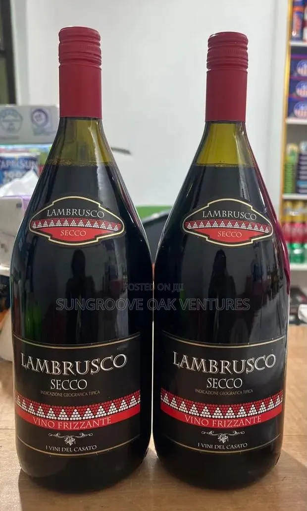 Lambrusco Secco 1.5Ltr 10% 7.5% · Photo 1