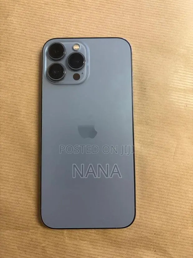 Apple iPhone 13 128 GB Blue · Photo 1