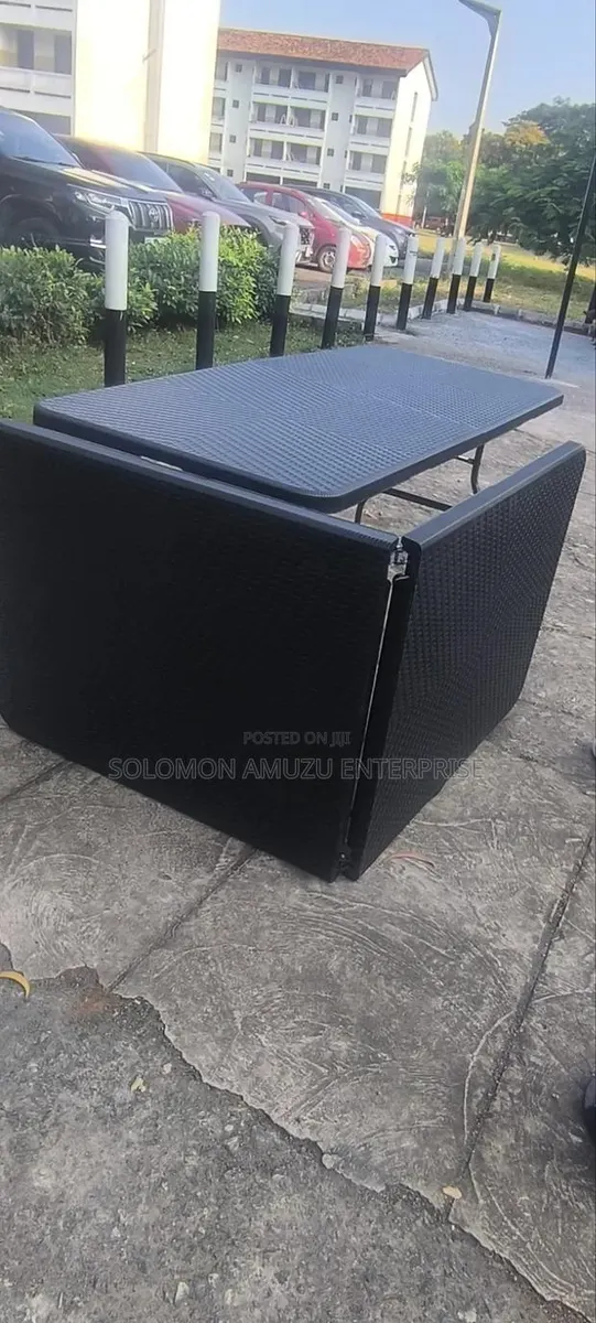 8seater Folderble Table Black · Photo 1