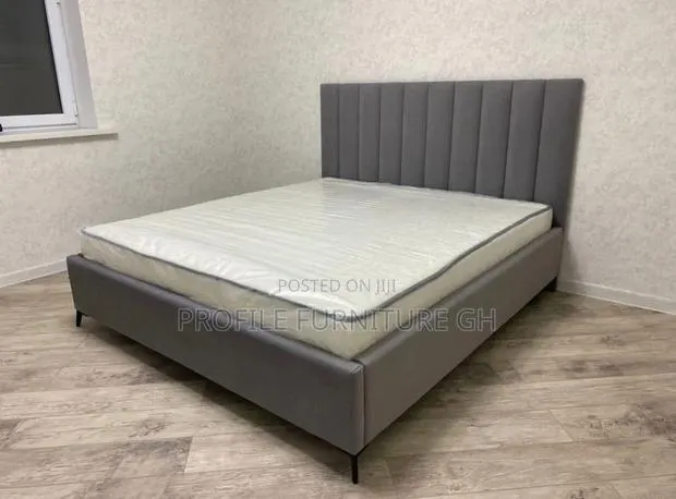 Queen Size Mattress and Frame 72x75 · Photo 1