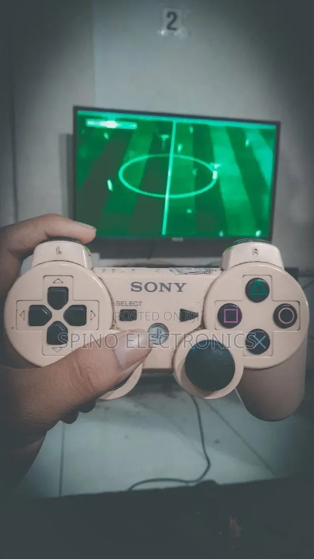 Home Used Ps3 Controller · Photo 1